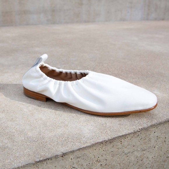Dear Frances ‘The Glove’ Ballerina Flats - Picture 1 of 11